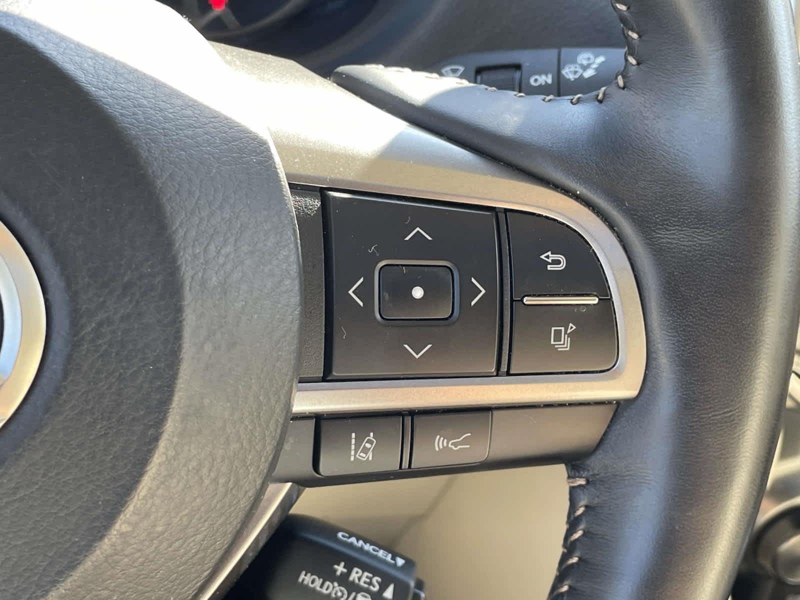 Used 2022 Whi/white Lexus GX 460 Premium image 38