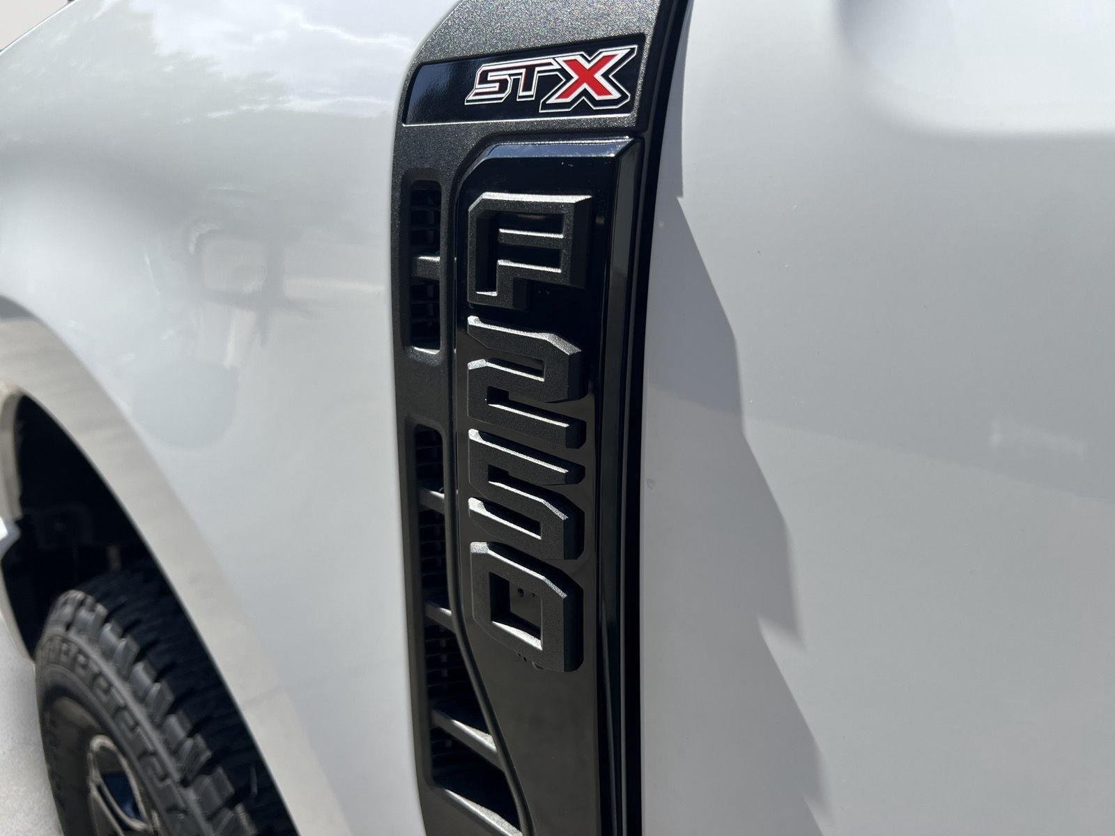 New 2026 Oxford White Ford F-250® XL image 9