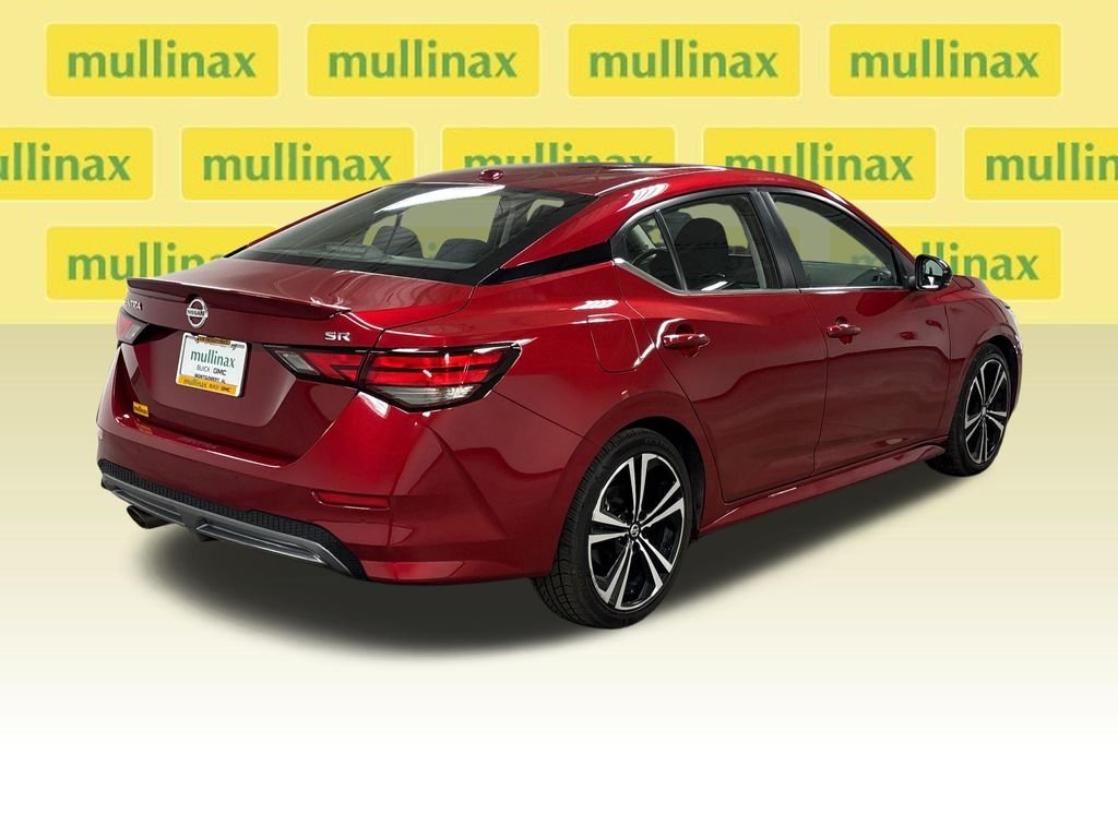 Used 2022 Red Nissan SR image 18