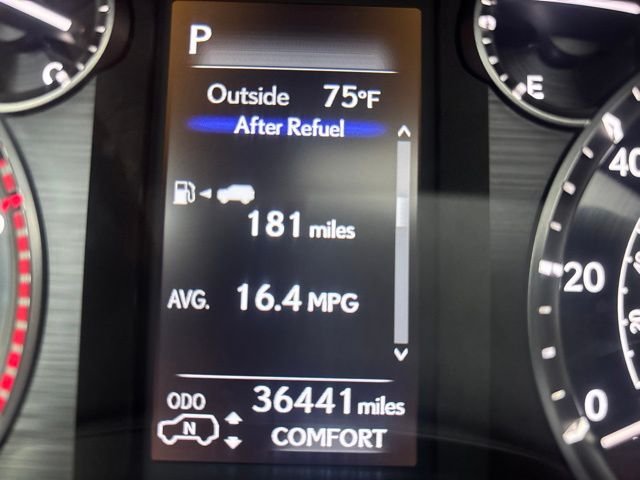 Used 2023 White Lexus 460 Luxury image 11