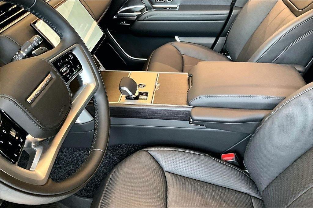 2026 Land Rover Range Rover SE - Photo 10