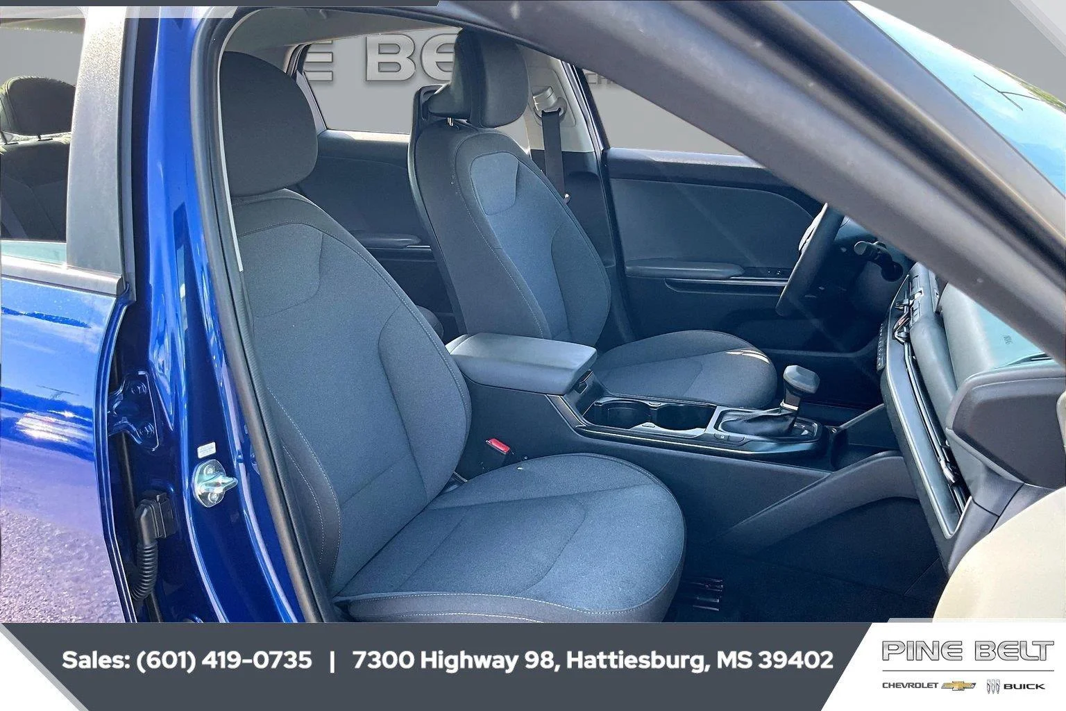 Used 2025 Deep Sea Blue Kia LXS image 6