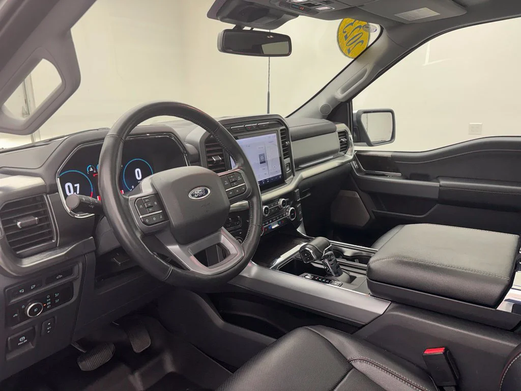 Used 2023 Silver Ford Lariat image 18