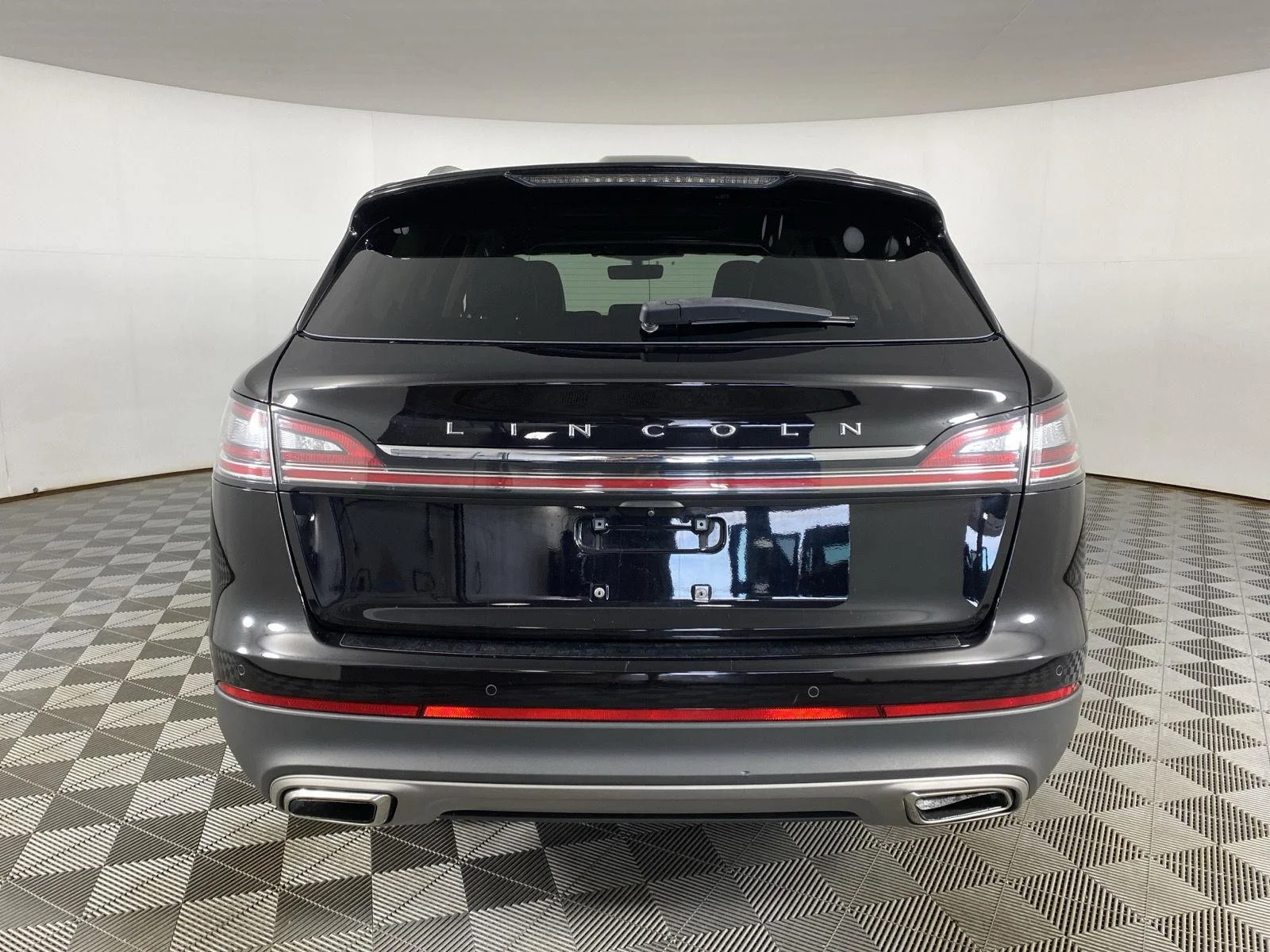 Used 2023 Infinite Black Lincoln Reserve image 9