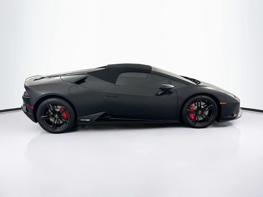 Used 2021 Black Lamborghini  image 35