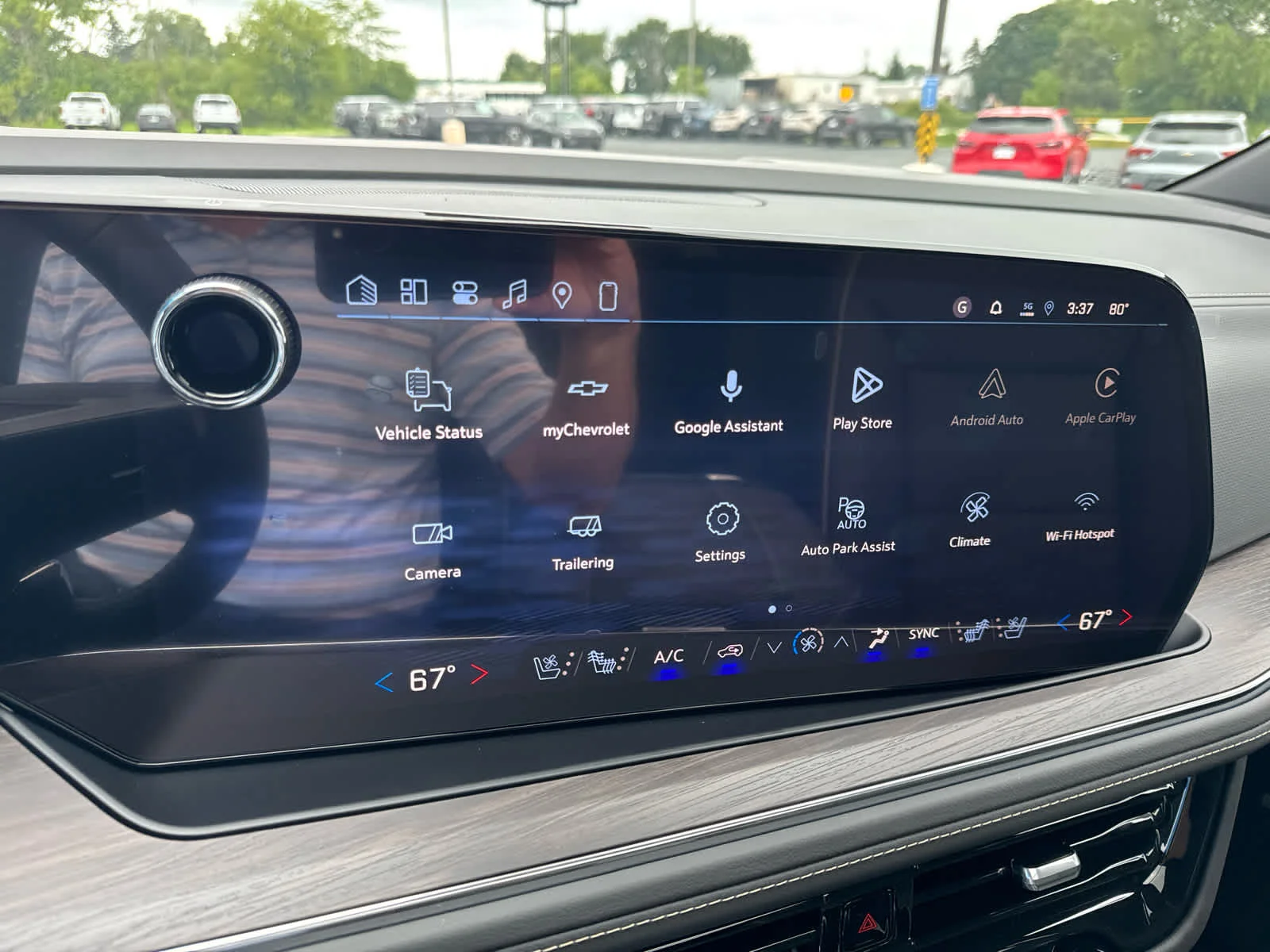 2026 Chevrolet Suburban Premier - Photo 26