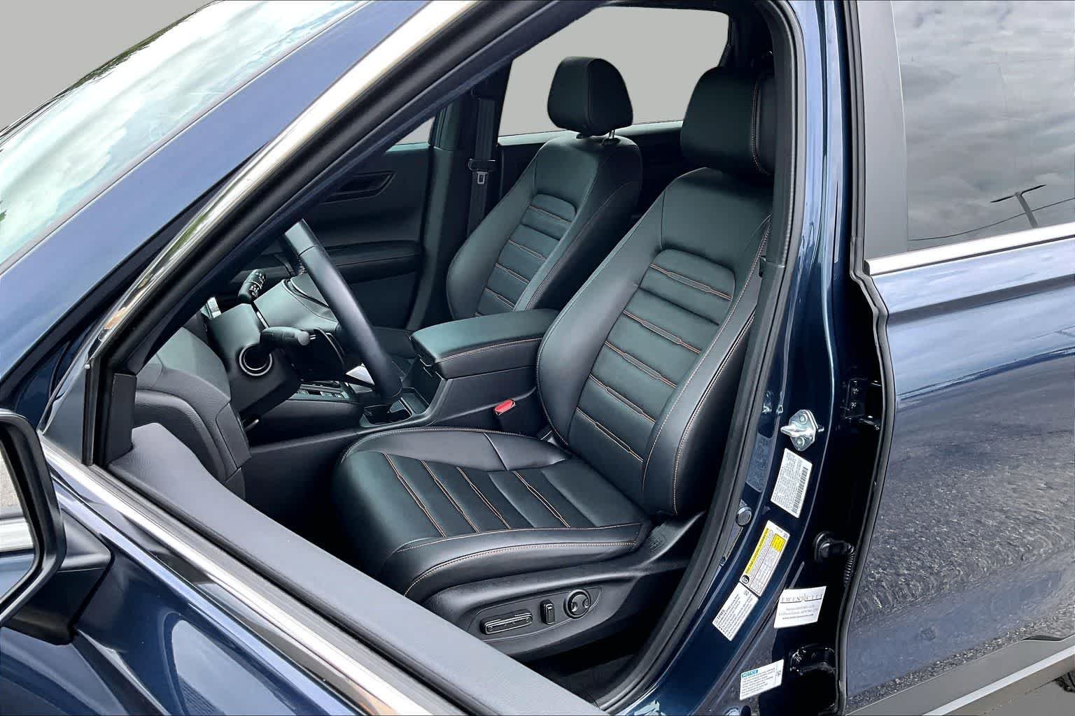 Used 2025 Canyon River Blue Metallic Honda Sport-L image 8