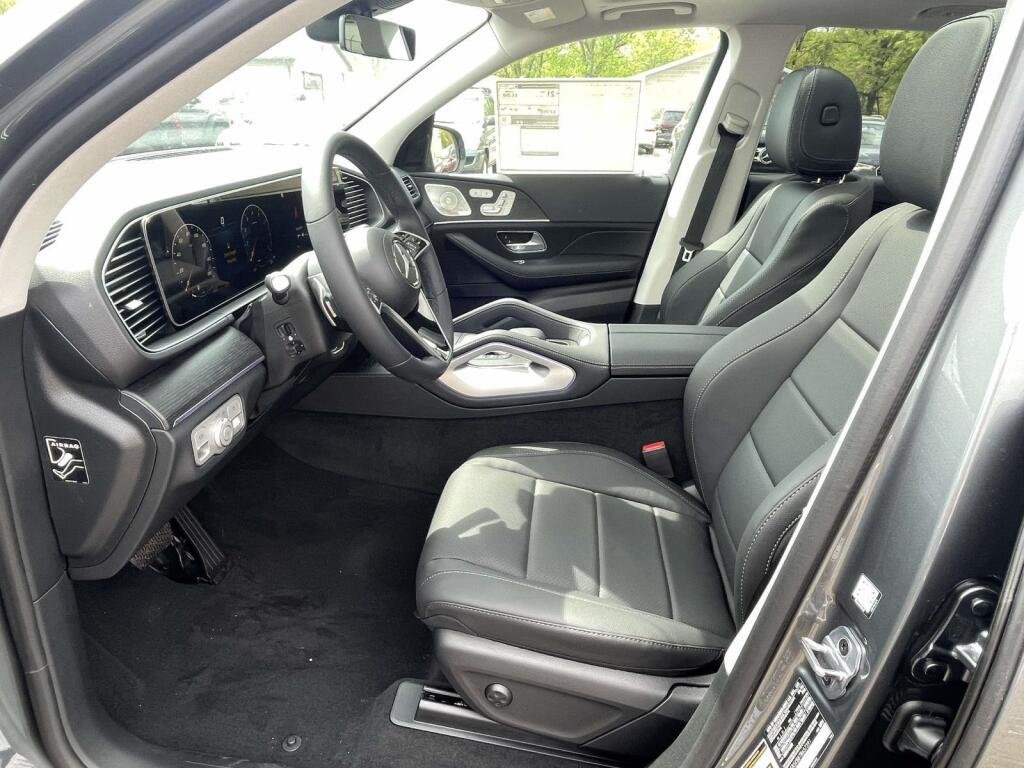 New 2026 Selenite Grey Metallic Mercedes-Benz GLE 450 image 17