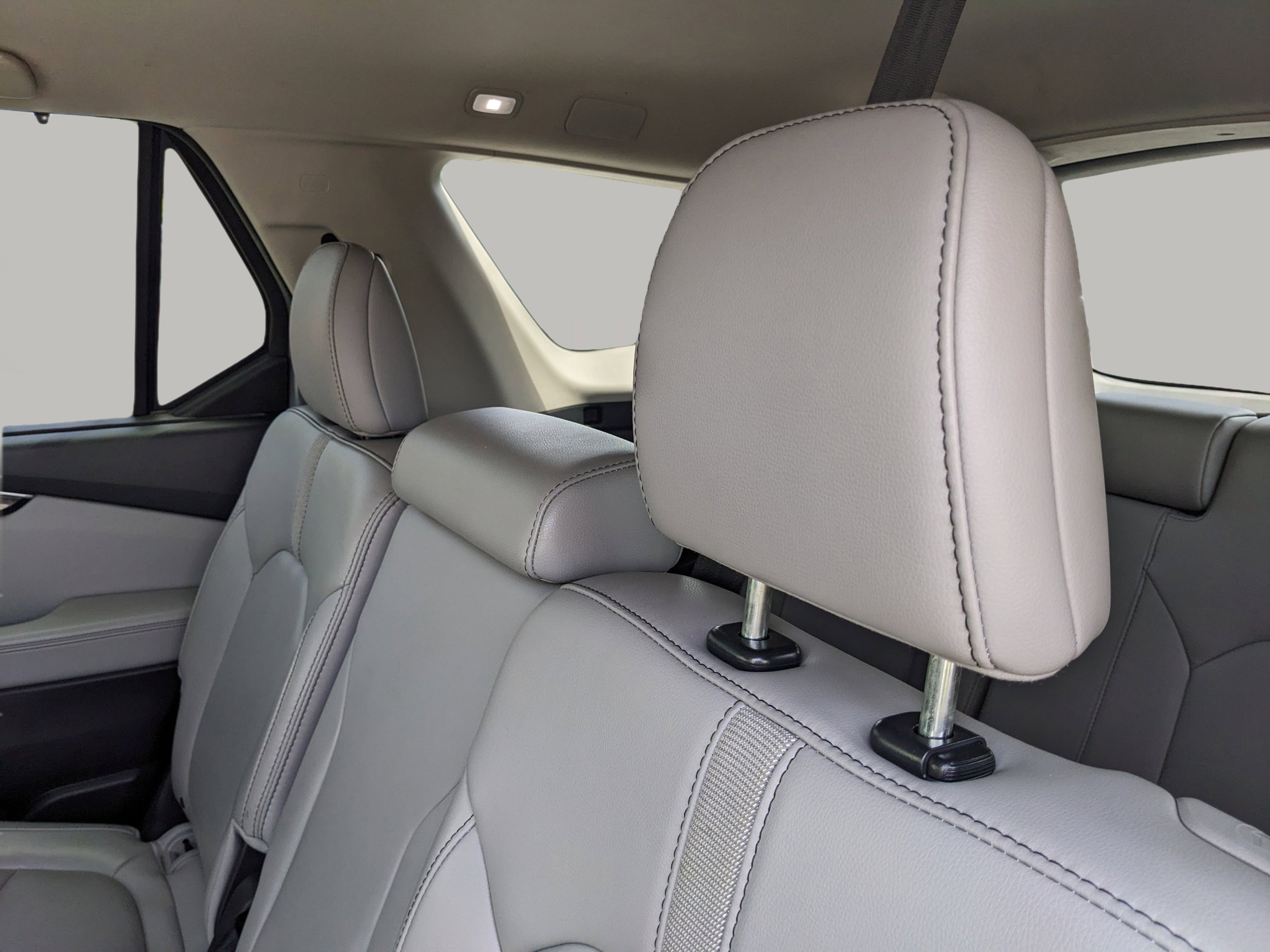 Used 2024 Silver Honda EX-L 8 Passenger image 21
