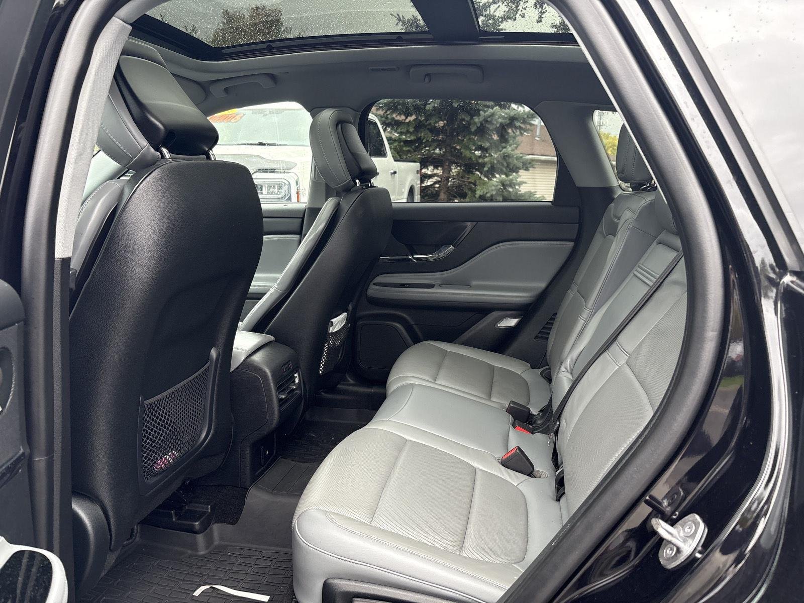 Used 2020 Infinite Black Lincoln Reserve image 13