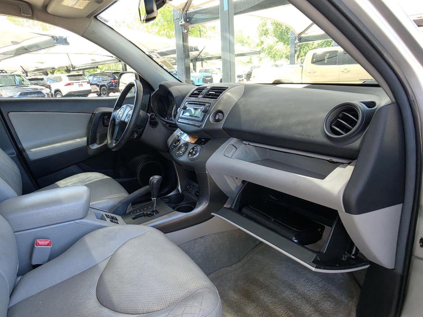 Used 2012 Classic Silver Metallic Toyota Limited image 26