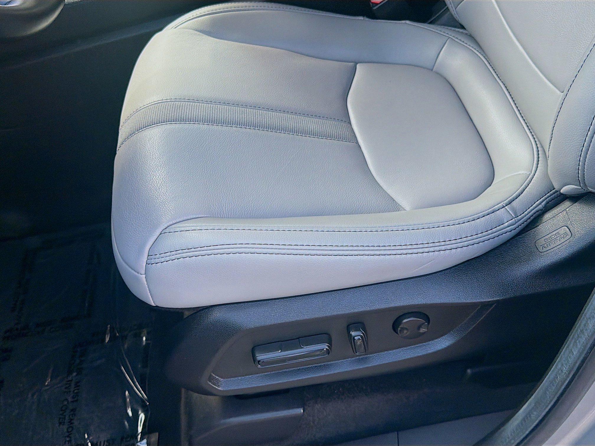 2025 Honda Pilot EX-L - Photo 17