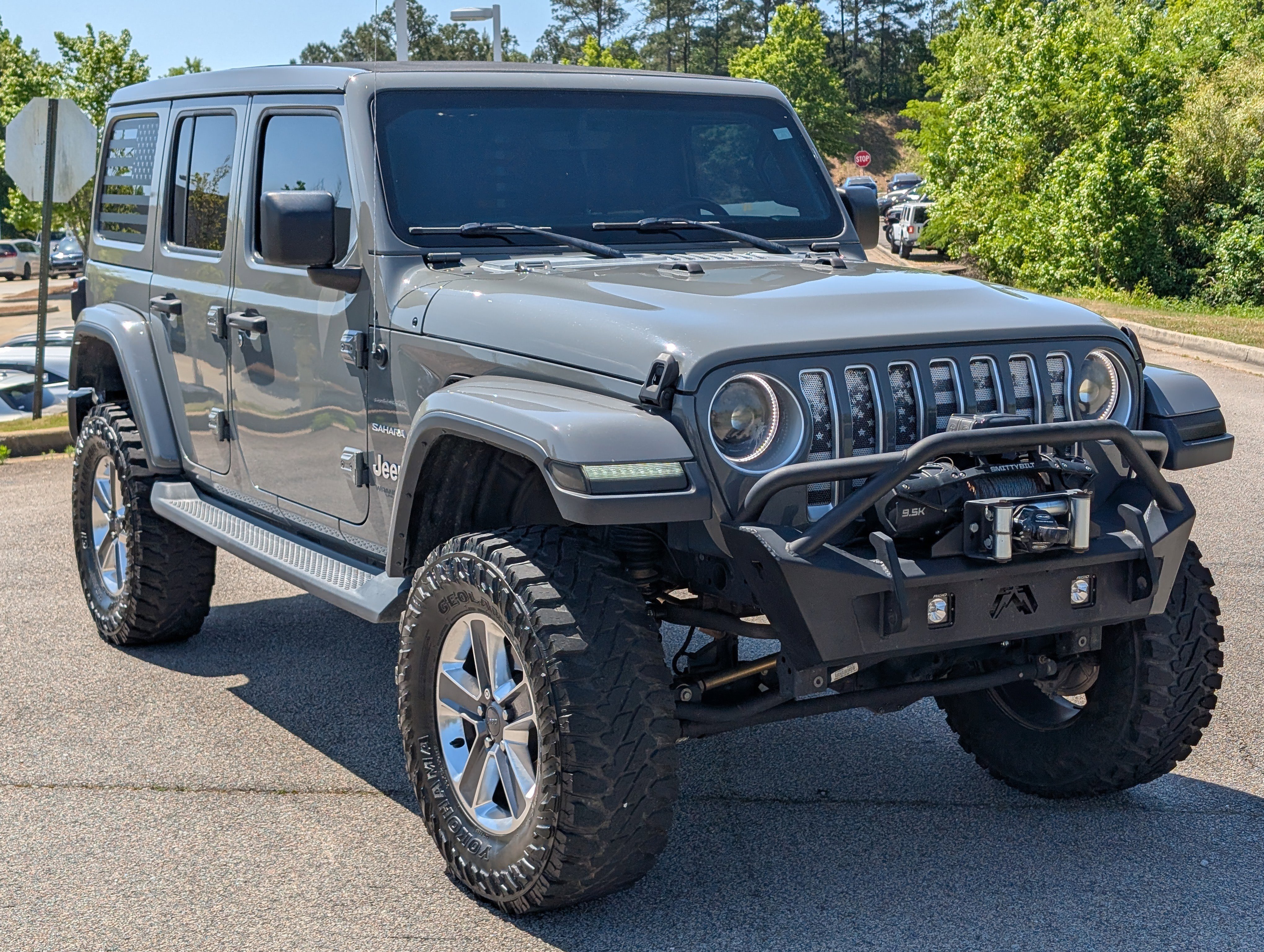 Used 2020 Sting-Gray Clearcoat Jeep Sahara image 3