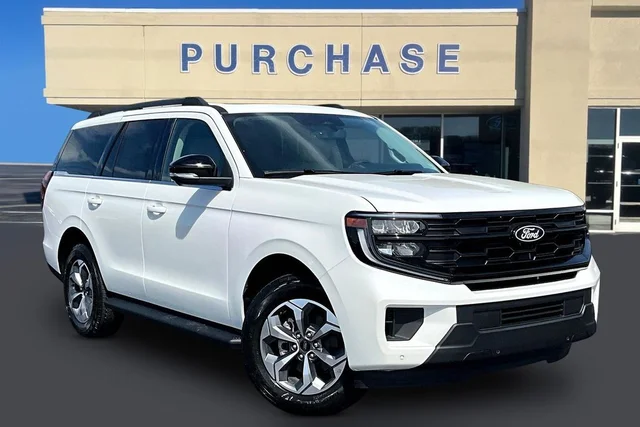 2027 Ford Expedition Active