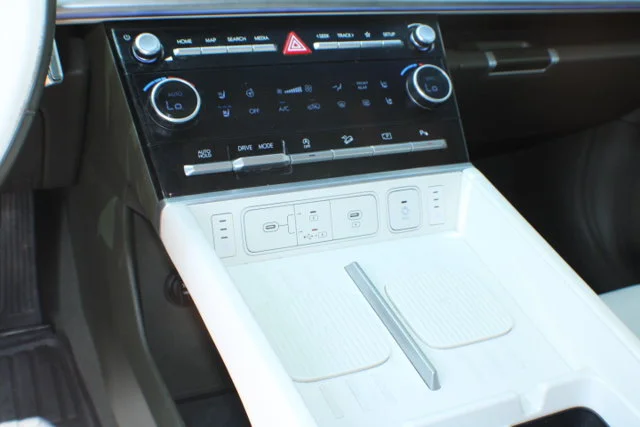 Used 2025 Rockwood Green Hyundai Calligraphy image 12