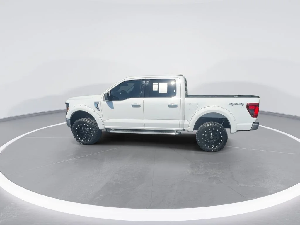 Used 2025 White Ford XLT image 6