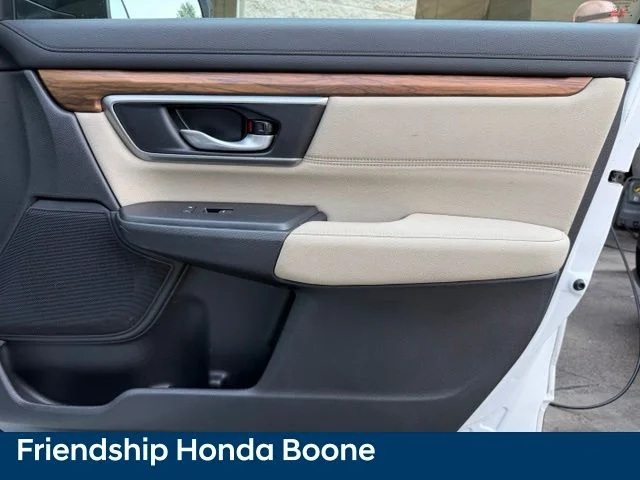 Used 2019 White Honda EX image 45