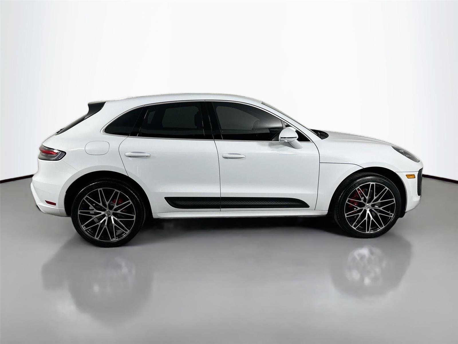 Certified Used 2026 Carrara White Metallic Porsche  image 8