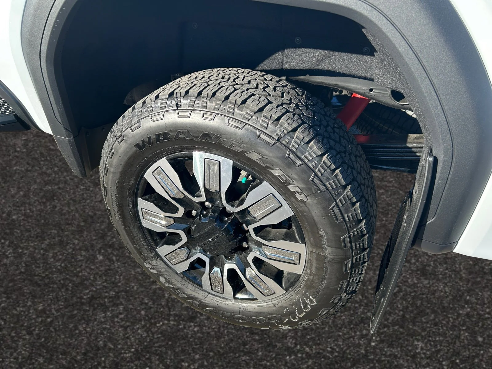 New 2026 Glacier White Tricoat GMC Denali image 9