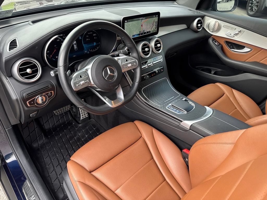 Used 2023 Blue Mercedes-Benz 4MATIC® image 10