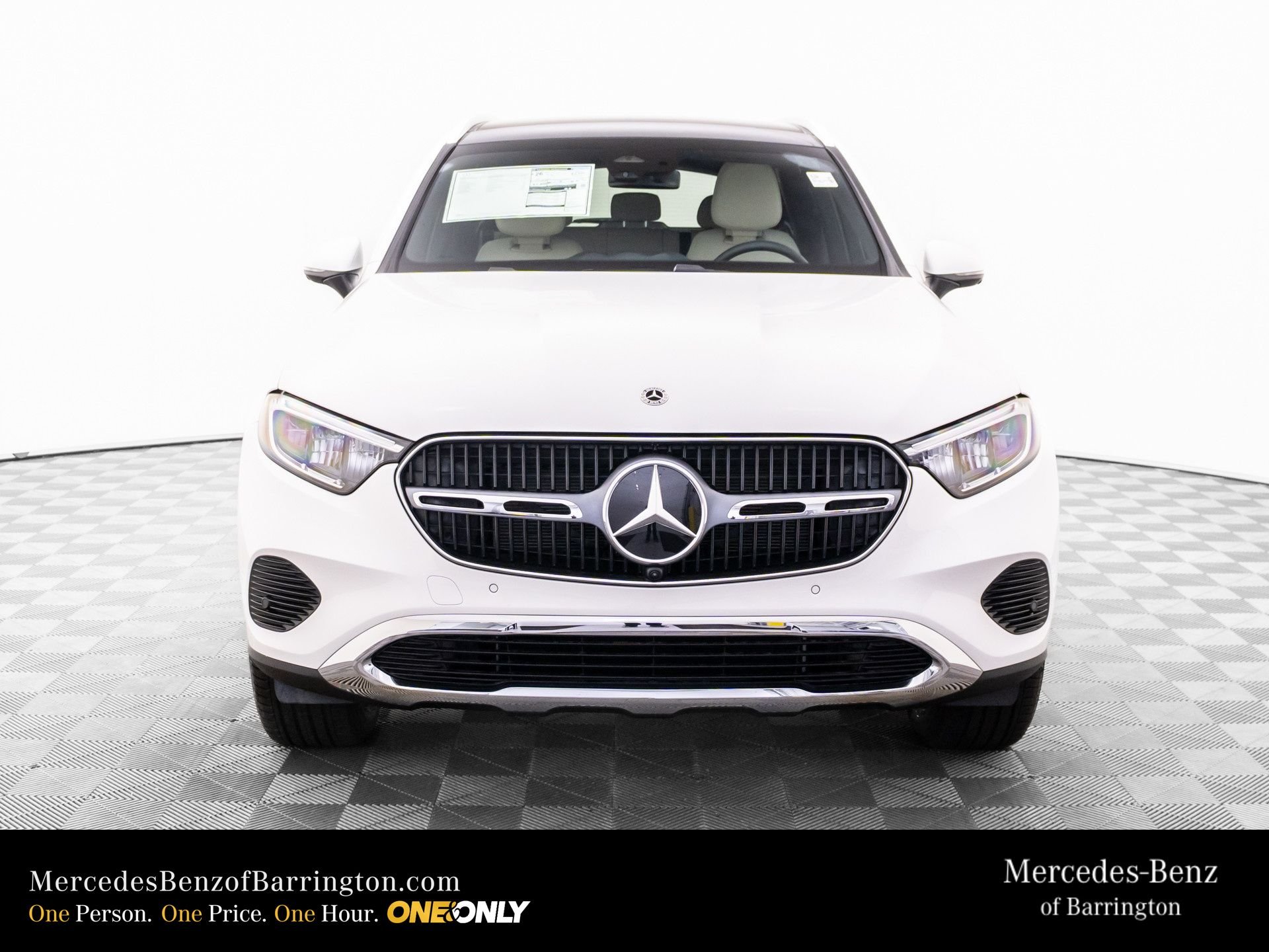 New 2026 Polar White Mercedes-Benz GLC 300 image 10