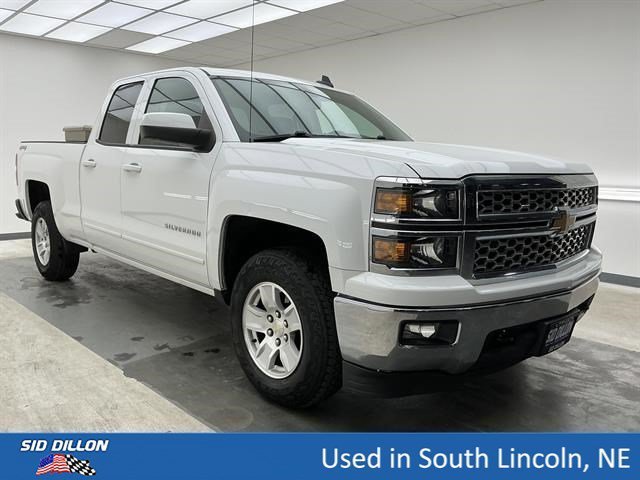 Used 2015 Summit White Chevrolet LT image 3