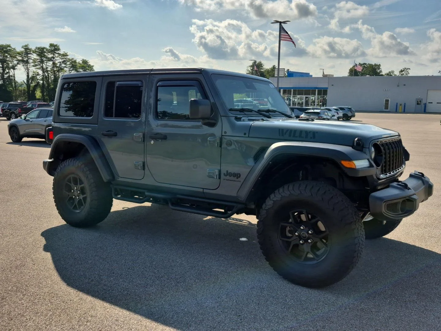 Used 2024 Gray Jeep 4-Door Willys 4x4 image 4