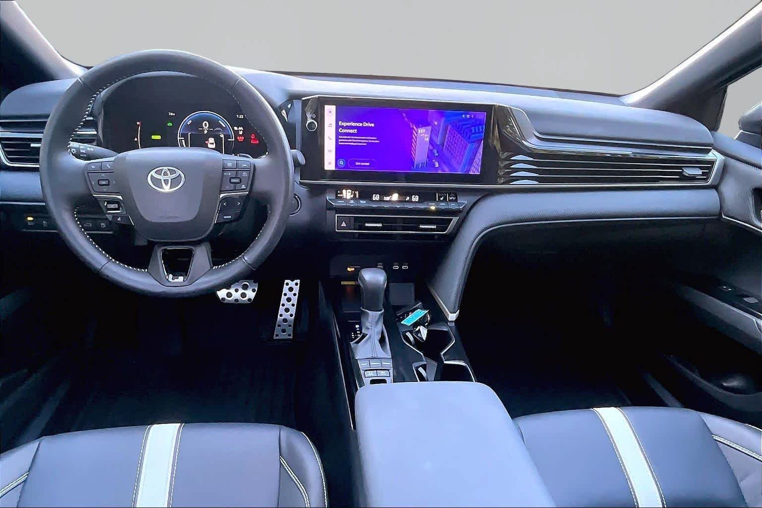Used 2025 Heavy Metal Toyota SE image 16