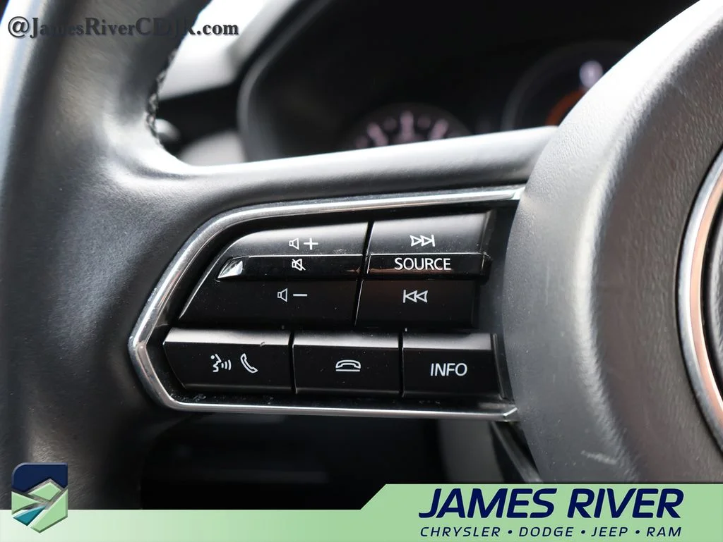 Used 2025 Black Mazda 3.3 Turbo Preferred image 27