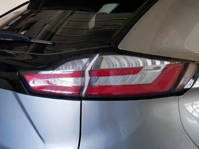 Certified Used 2024 Silver Metallic Ford ST Line image 7