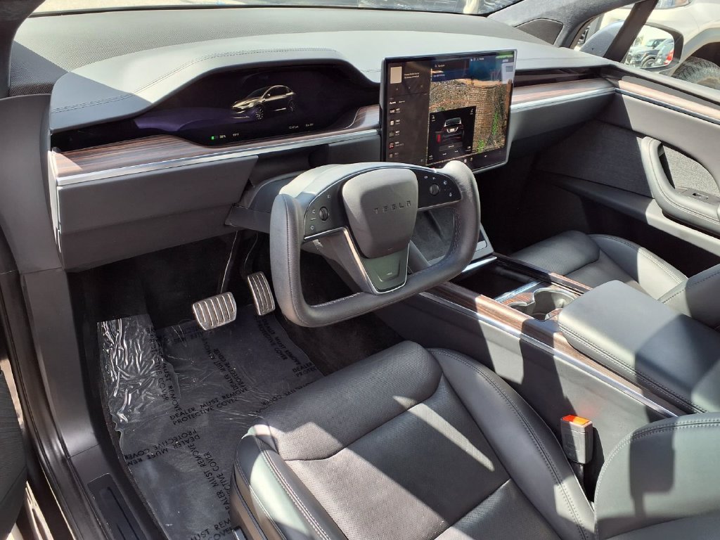 Used 2024 Gray Tesla AWD image 4