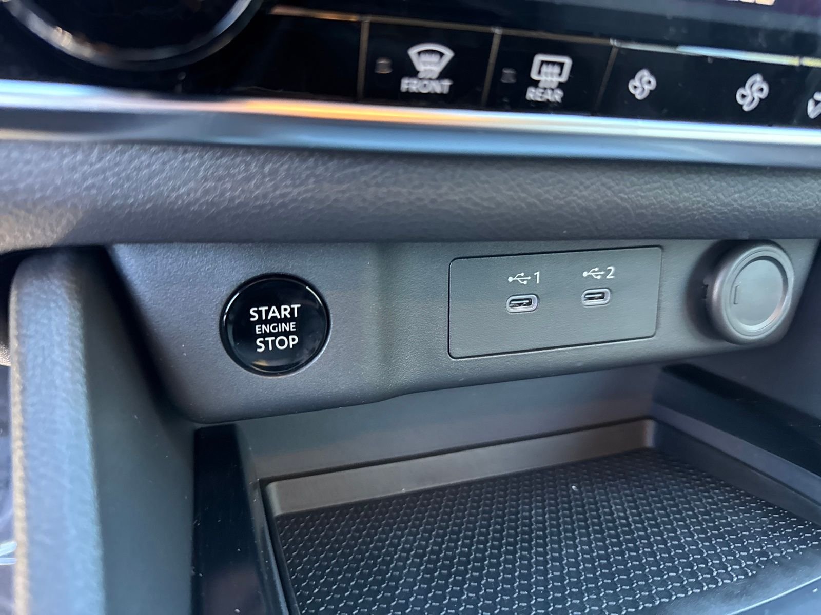 New 2026 Nissan Rogue SV 4D Sport Utility