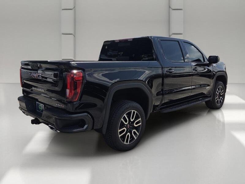 Used 2025 Onyx Black GMC 4WD CREW CAB 147" AT4 image 5