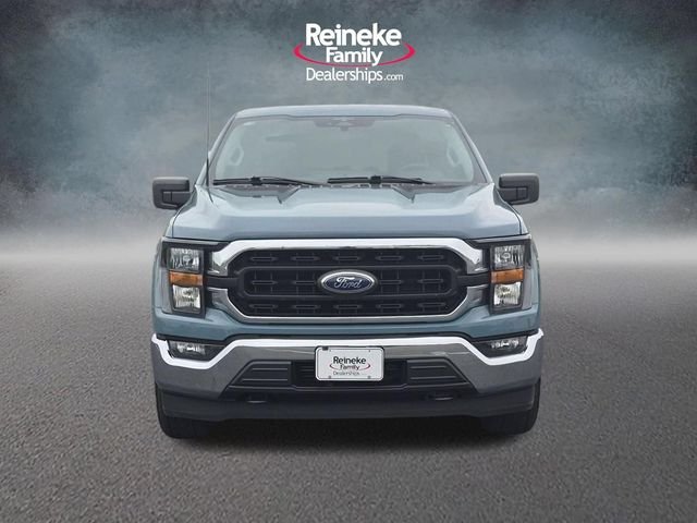 Used 2023  Ford XLT image 2