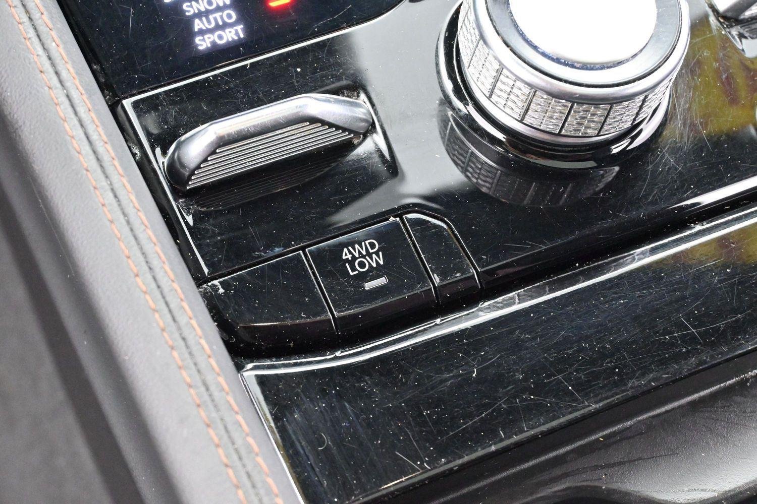 Used 2023 Silver Zynith Jeep Summit Reserve image 23