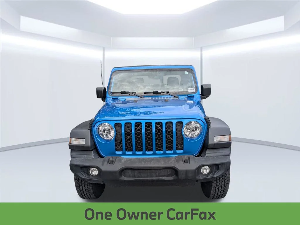 Used 2022 Blue Jeep Sport image 11