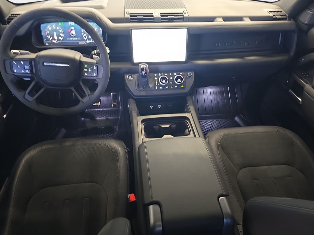 Used 2022 Black Land Rover V8 image 10