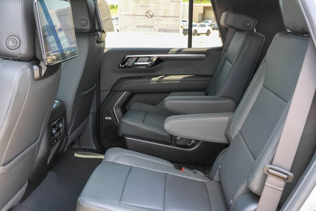 2026 Chevrolet Tahoe Z71 - Photo 10
