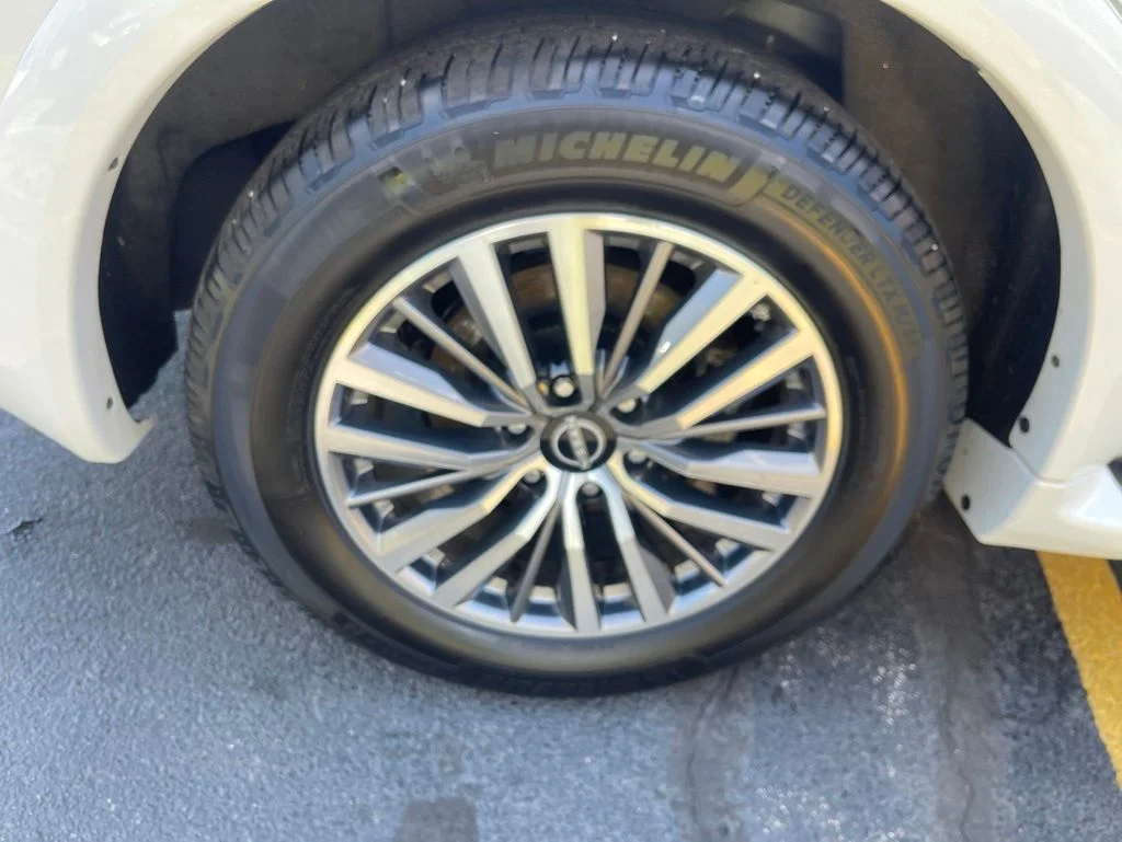 Certified Used 2023 White Nissan SL image 29