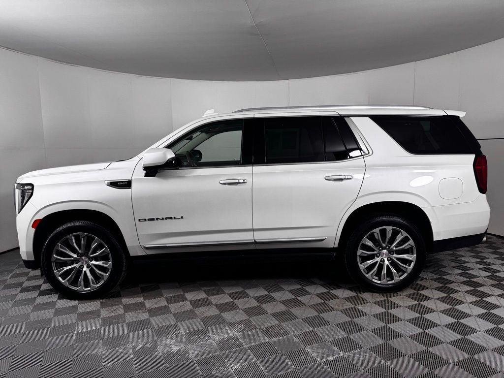 Used 2021 White Frost GMC Denali image 17