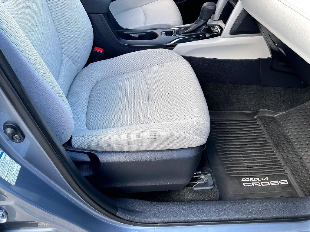Used 2022 CELESTITE Toyota L image 32