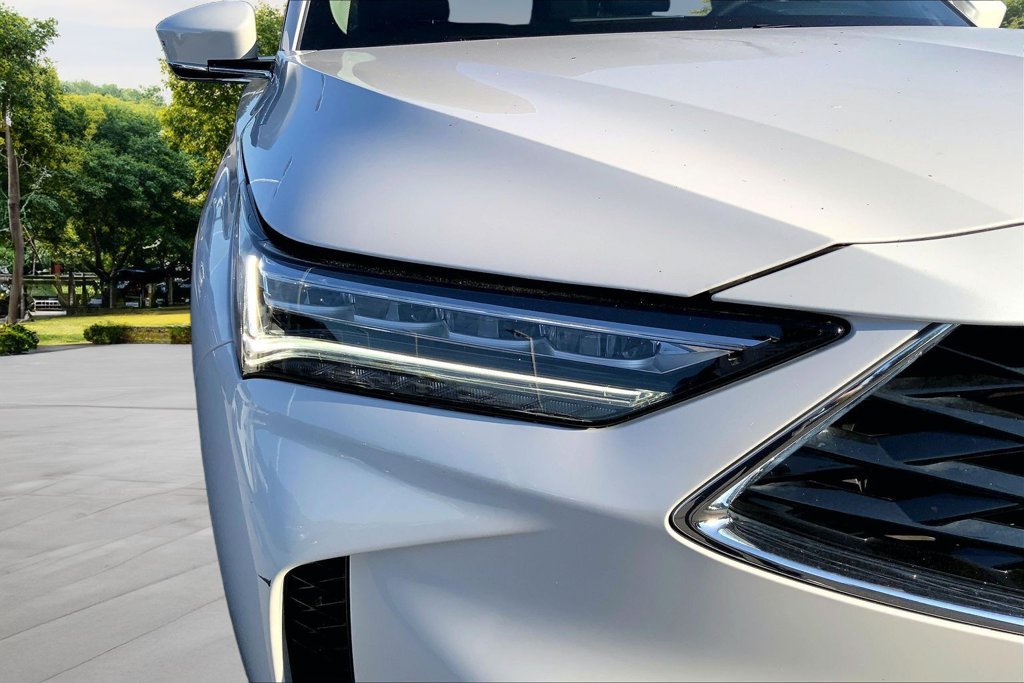 Used 2025  Acura Base image 29