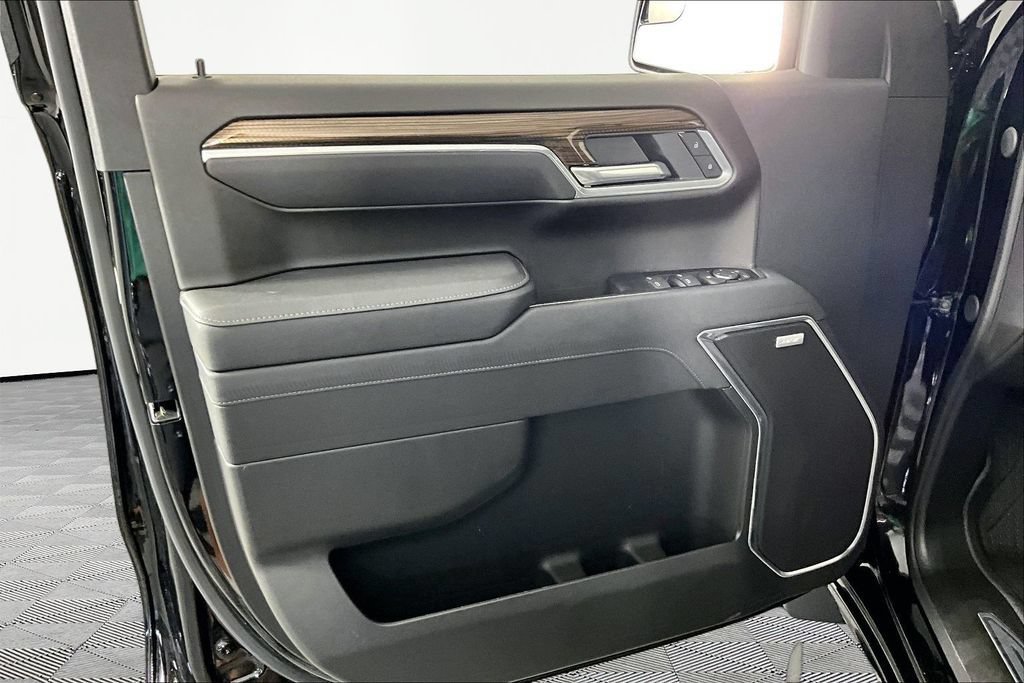 2025 Chevrolet Silverado 1500 RST - Photo 20