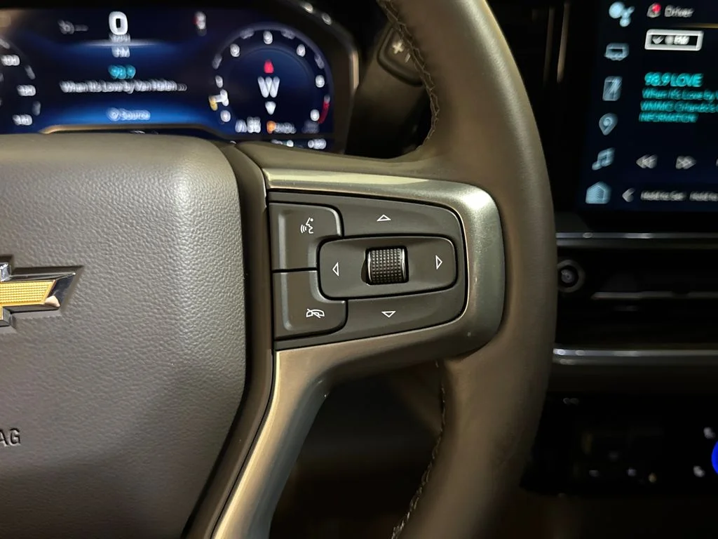 Certified Used 2025 Blue Chevrolet LT image 23