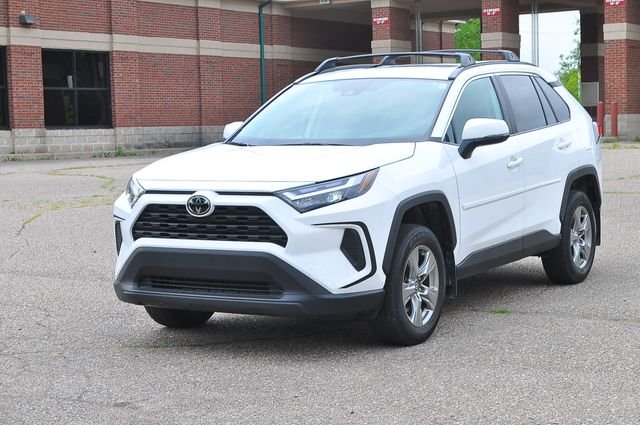 Used 2024 White Toyota XLE image 7