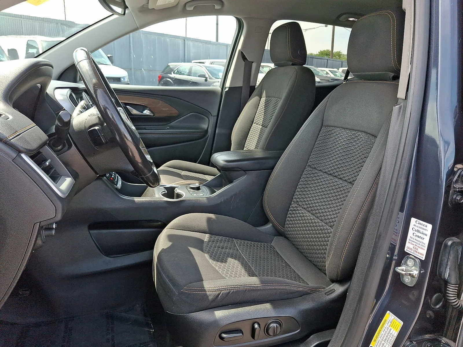 Used 2019 BLUE STEEL METALLIC GMC SLE image 13