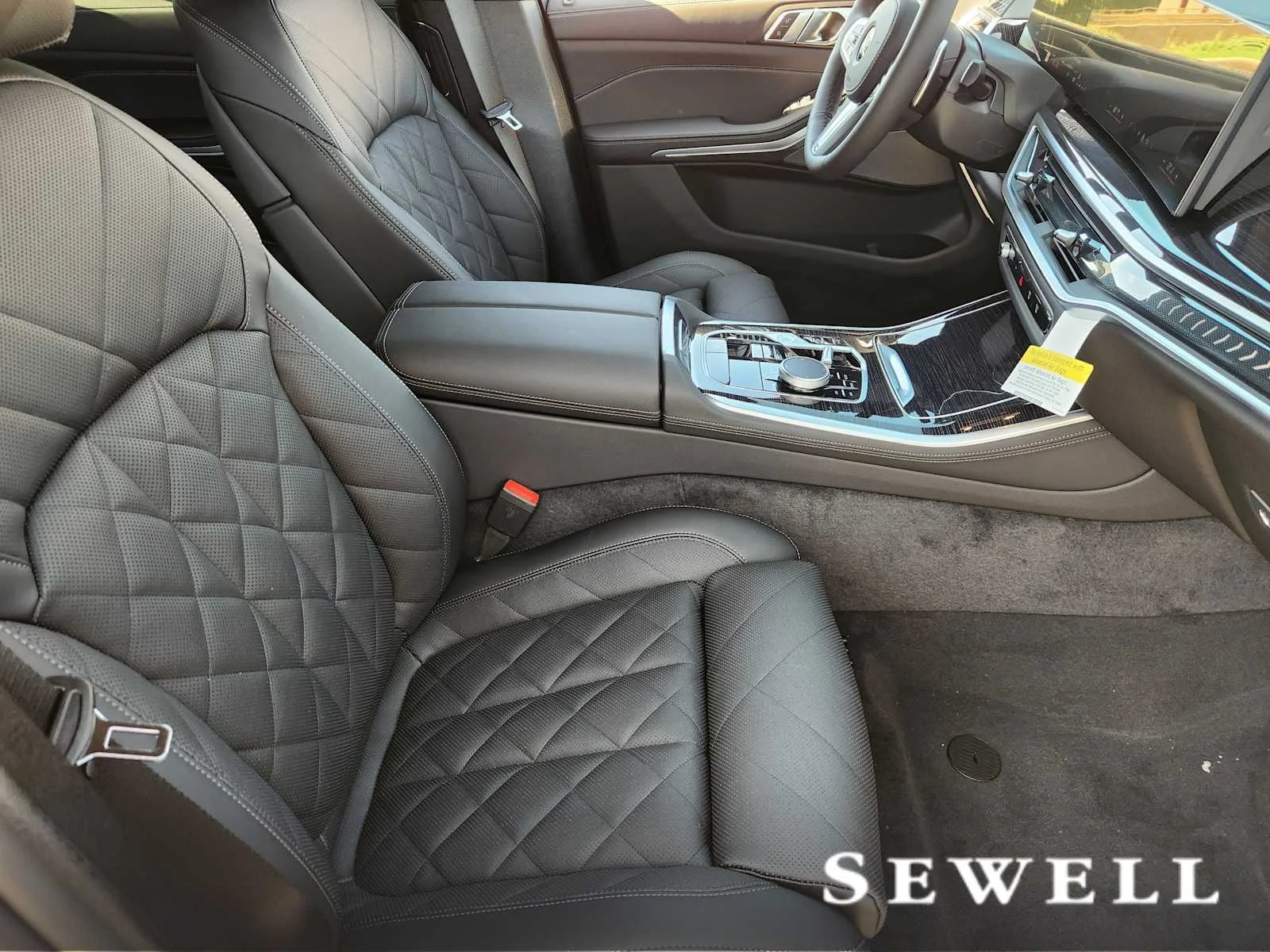 New 2026 Black Sapphire Metallic BMW sDrive40i image 5