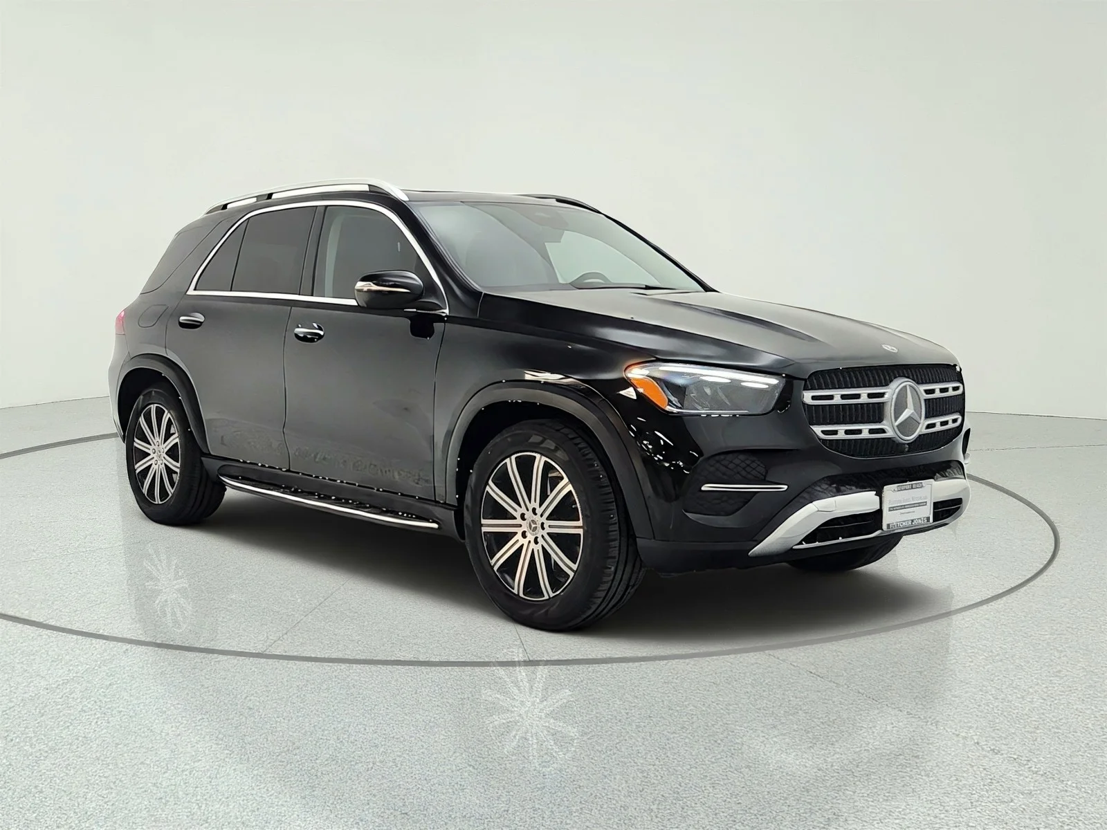 Certified Used 2024 Black Mercedes-Benz GLE 350 4MATIC® SUV image 3