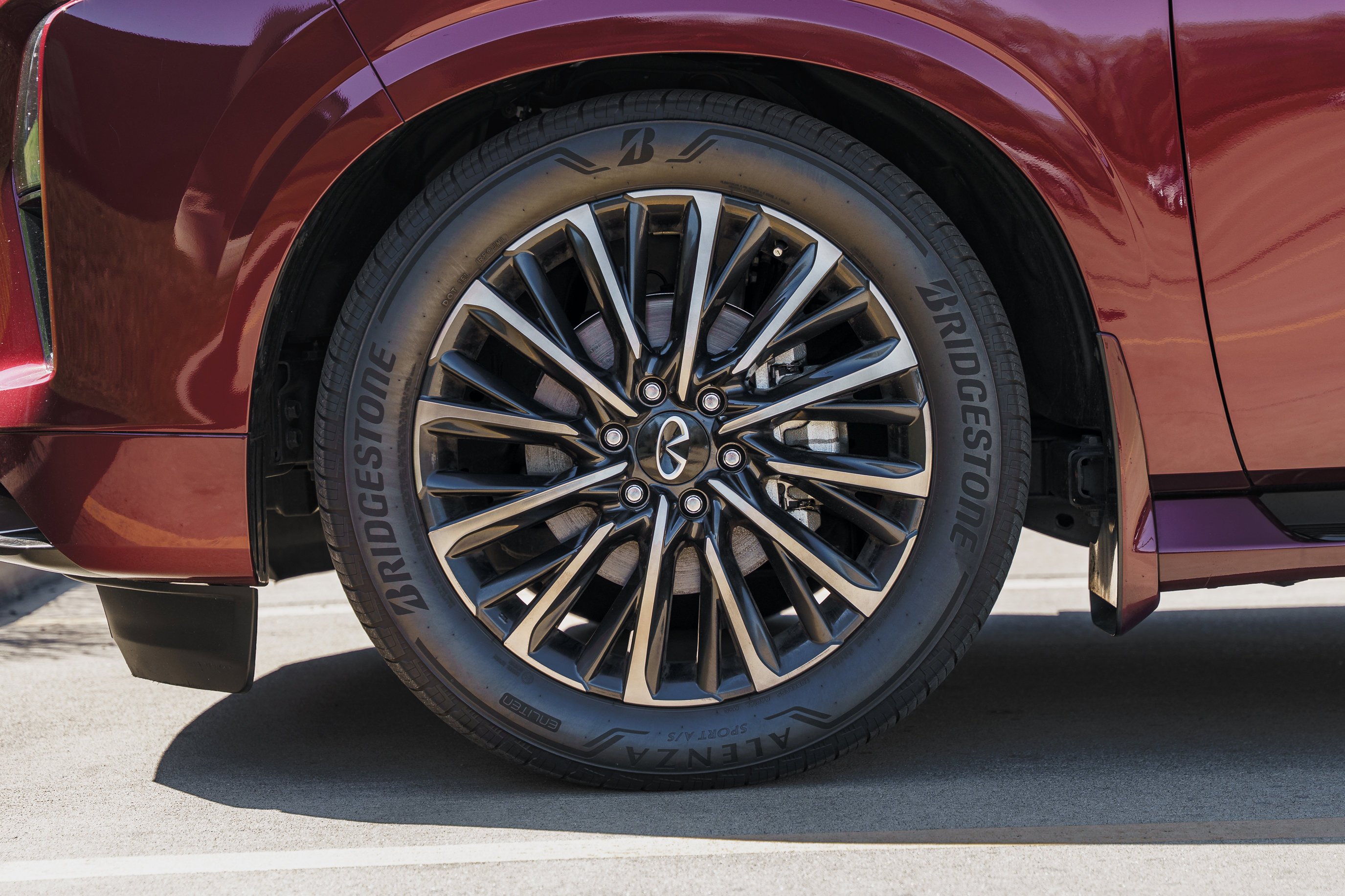 Used 2025 Coulis Red/Black Obsidian INFINITI AUTOGRAPH image 30