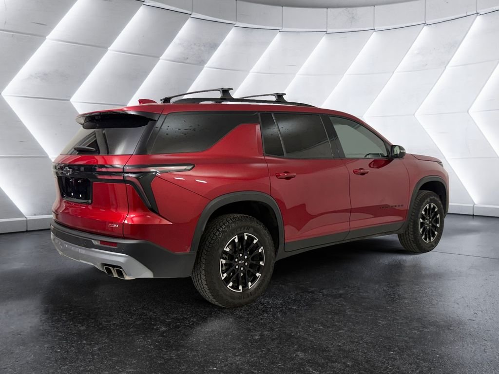 Used 2024 Red Chevrolet Z71 image 4